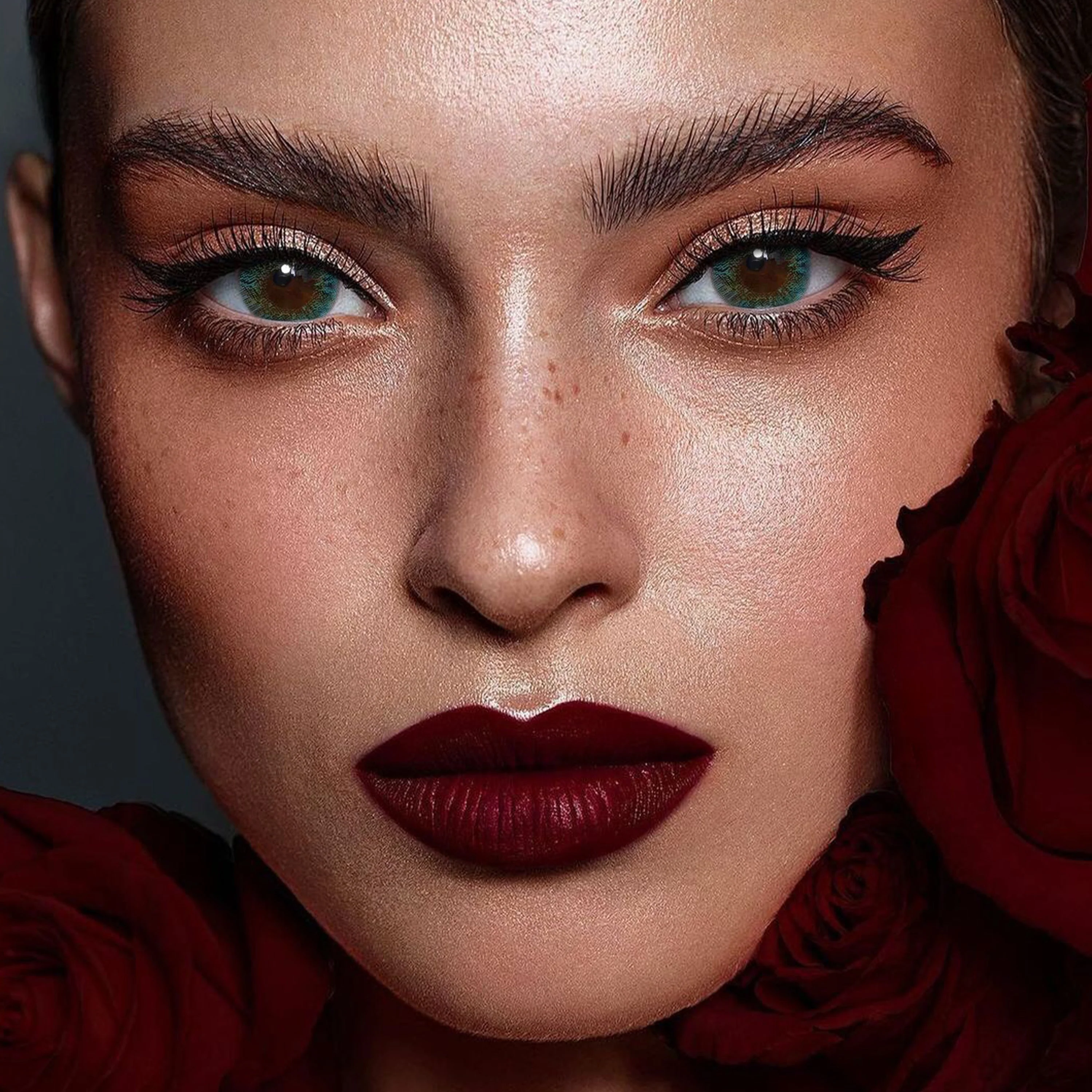 Kallaite Green Colored Contact Lenses - Roseibase