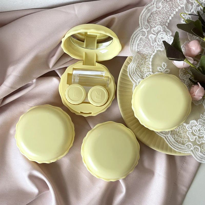 Cream Goose Colored Contact Lens Case - Roseibase