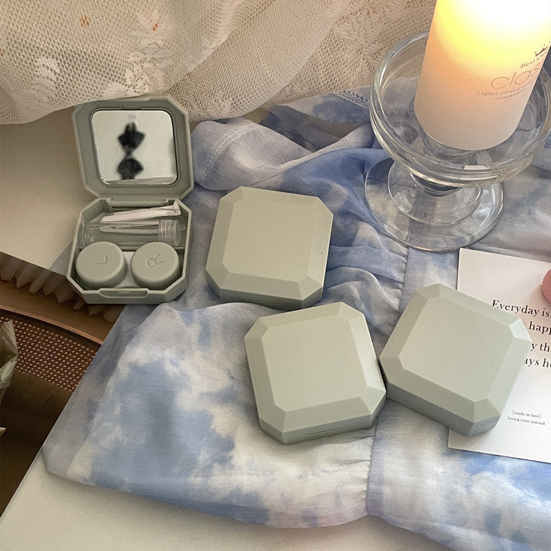 Like Fish Ins Simple Colored Contact Lens Case - Roseibase