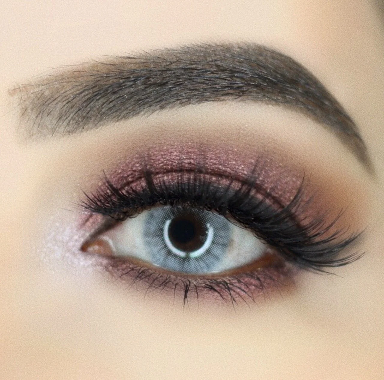 BEESWAX PONY GRAY Colored Contact Lenses - Roseibase