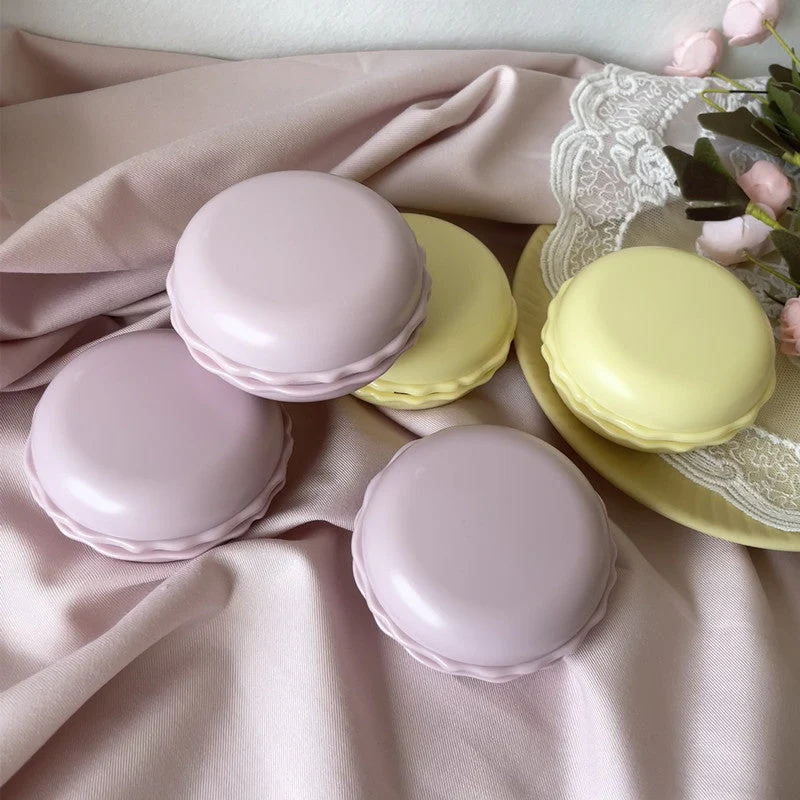 Cream Goose Colored Contact Lens Case - Roseibase